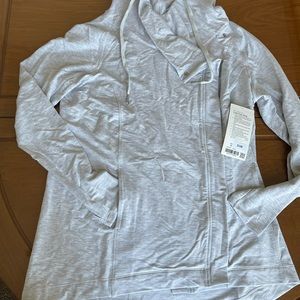 Lululemon Coast Easy Wrap Light Gray